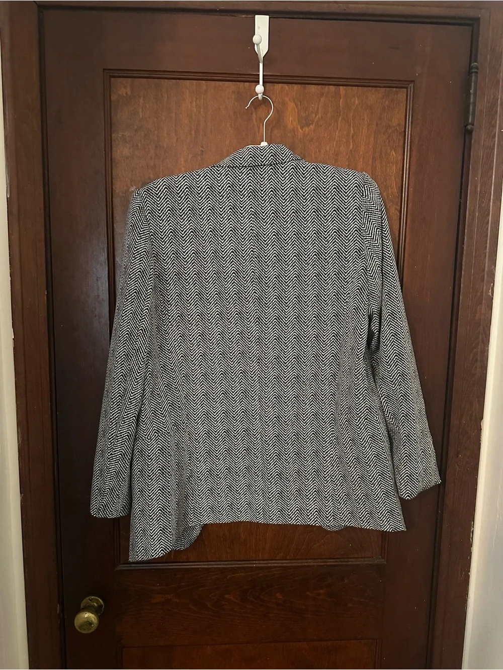 White House Black Market The Relaxed Blazer Blazigan Black White Herringbone 12